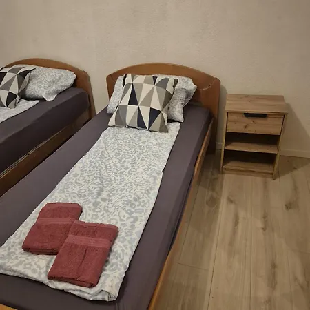 Apartamento Jela *